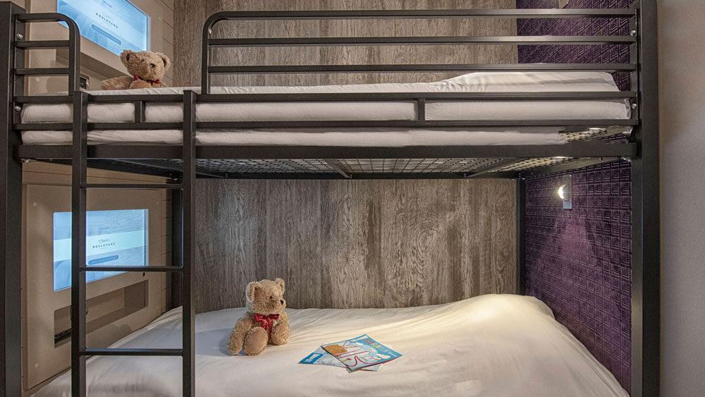 Bunk-Beds-in-a-Family-Room