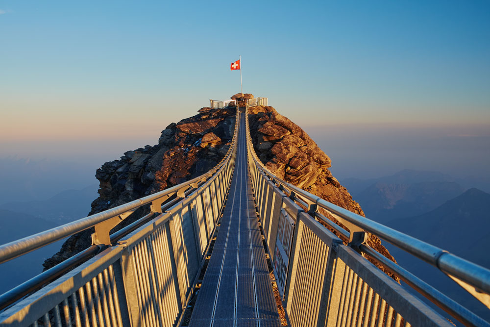 Peak-Walk-by-Tissot-at-Glacier-3000-flies-flag-for-altitude-adventure-(photo-Switzerland-Tourism)